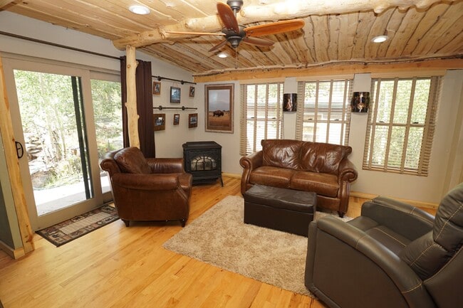 Building Photo - Great Home in Conifer near Conifer High School!!