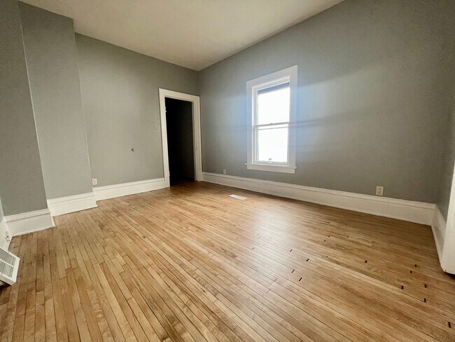 Foto del edificio - 1314 Morgan Avenue N