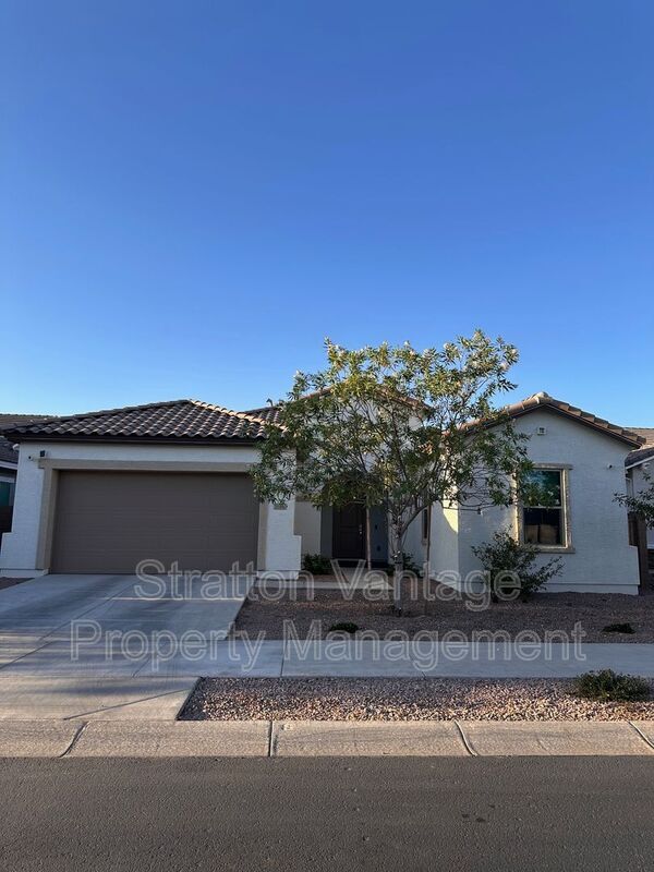 Primary Photo - 21096 E Arroyo Verde Dr
