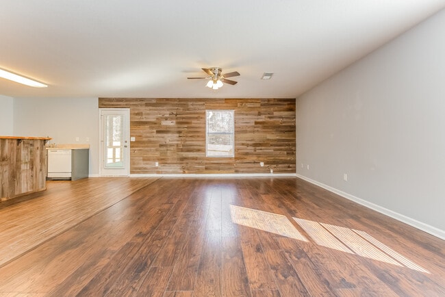 Foto del edificio - 157 Jesse Layne Dr
