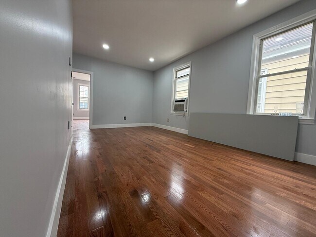 Foto del edificio - 162 W 32nd St