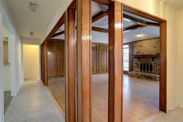 Building Photo - 3913 Sandia Dr