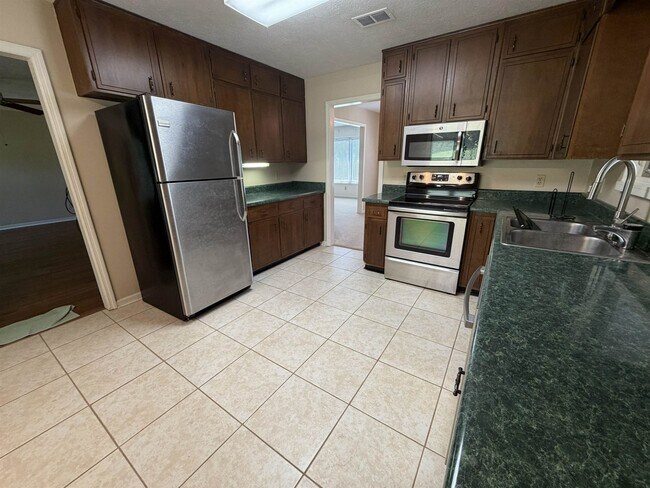 Foto del edificio - 5256 Quail Valley Rd