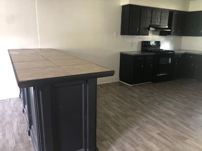 Foto del edificio - 3404 W Sylvania St