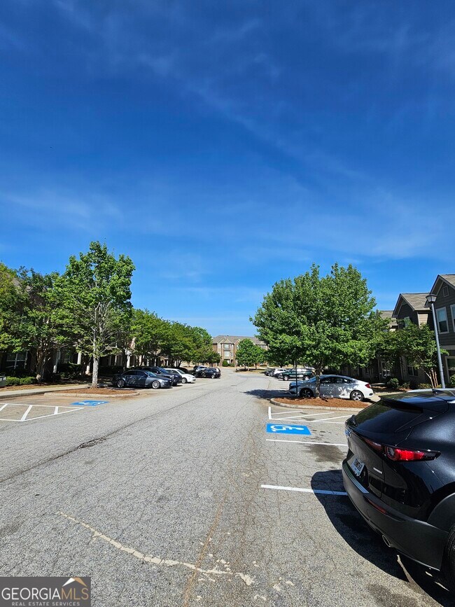Foto del edificio - 3004 Bayrose Cir