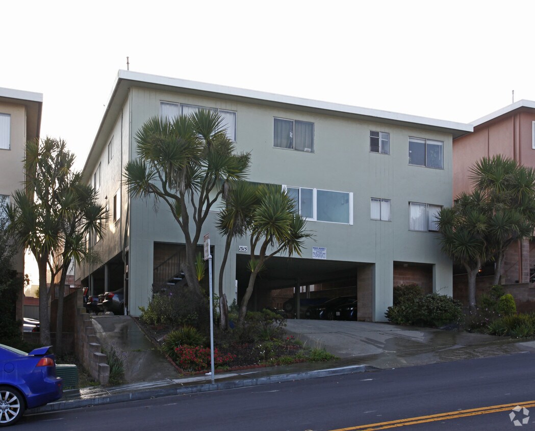 Foto del edificio - 1515 Sullivan Ave
