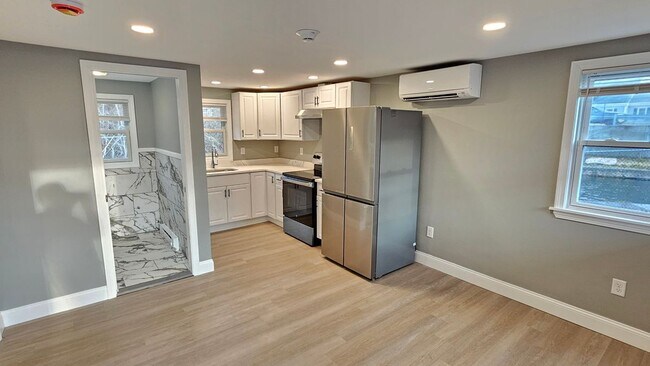 Foto del edificio - 825 Scenic Hwy