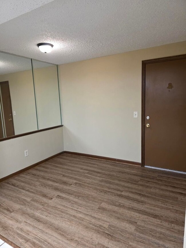Foto del edificio - 1-Bedroom, 1-Bath