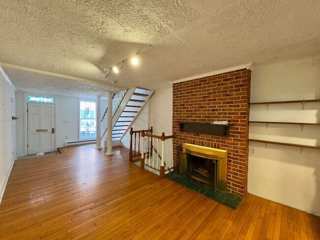 Foto del edificio - Charming & Spacious 2Bed/3Bath Home in Bal...