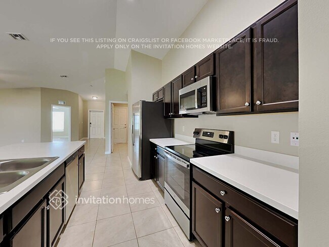 Foto del edificio - 4310 SW Darwin Blvd