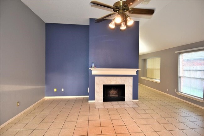 Foto del edificio - 6434 Bosley Ln