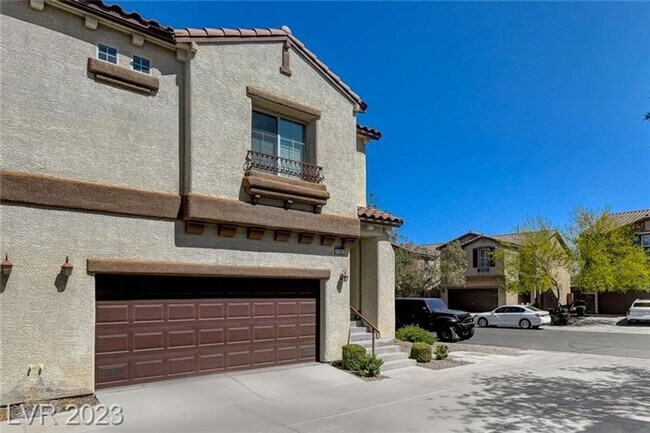 Foto del edificio - 2 WEEKS FREE! Guard Gated wonderful commun...