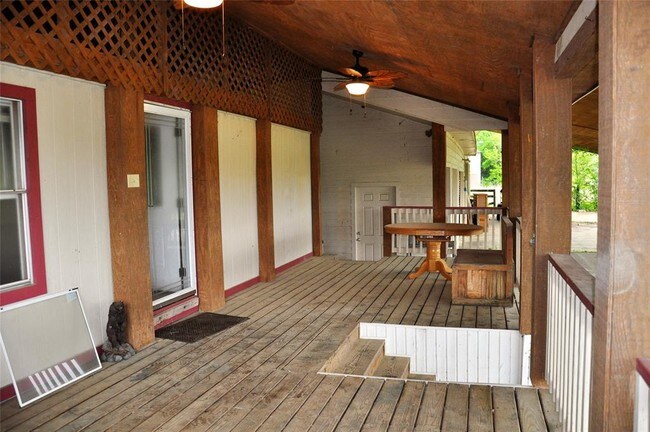 Building Photo - 15397 FM 1097