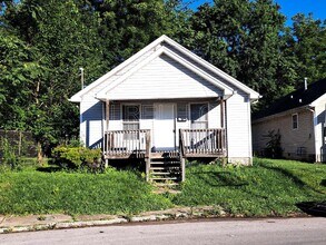 Building Photo - 410 N 21st St