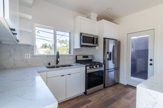 Foto del edificio - 4507 W 18th St