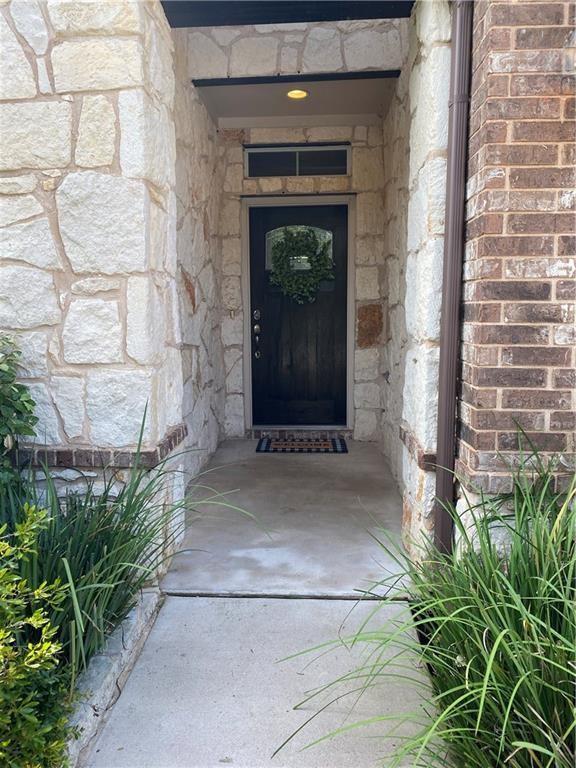 Building Photo - 4202 Oldenburg Ln