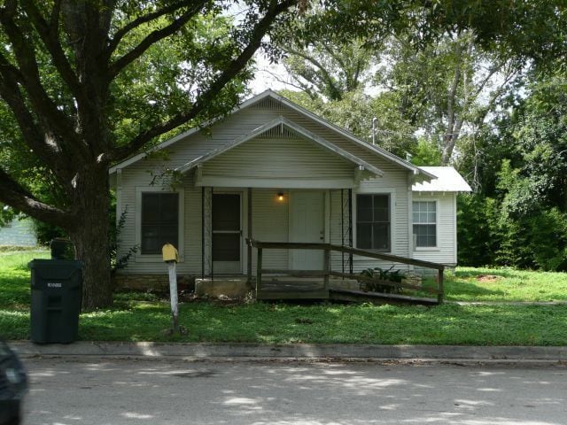 Building Photo - 104 Eastwood St