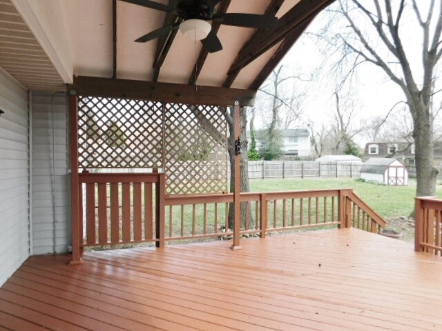 Foto del edificio - 1134 N Elizabeth Ave