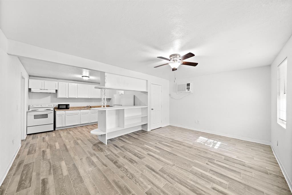 8431 Gulick Ln Unit A, Houston, TX 77075 Room for Rent in Houston, TX