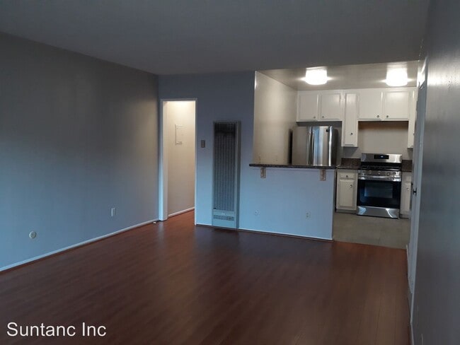 Building Photo - 1841 N New Hampshire Ave