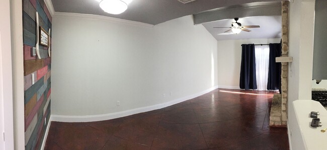 Building Photo - Available NOW!!!! Gorgeous 2 story, 2 bedr...