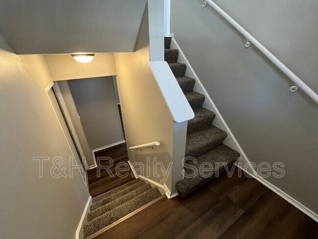 Foto del edificio - 8441 E 34th St