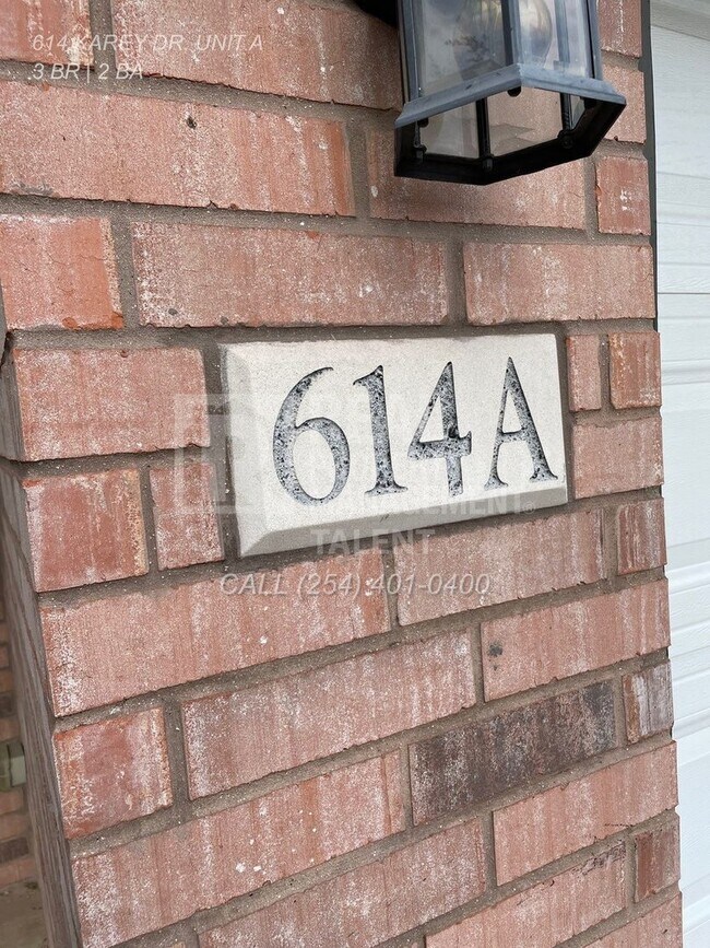 Foto del edificio - 614 Karey Drive