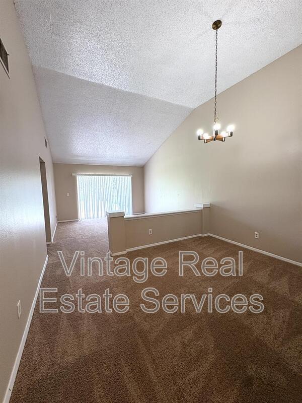 Foto del edificio - 3319 Fox Lake Dr
