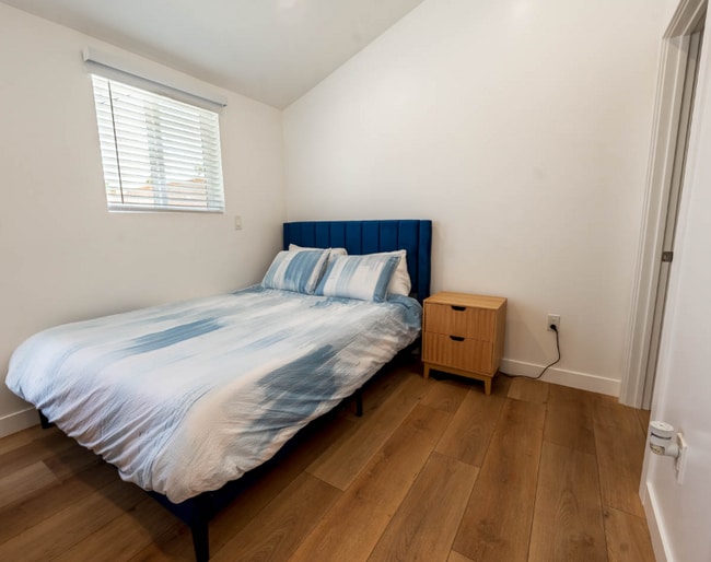 Photo - 3668 5th Ave House