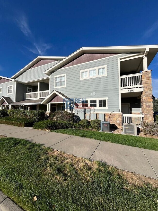 Foto del edificio - 9591 Pearl Cir