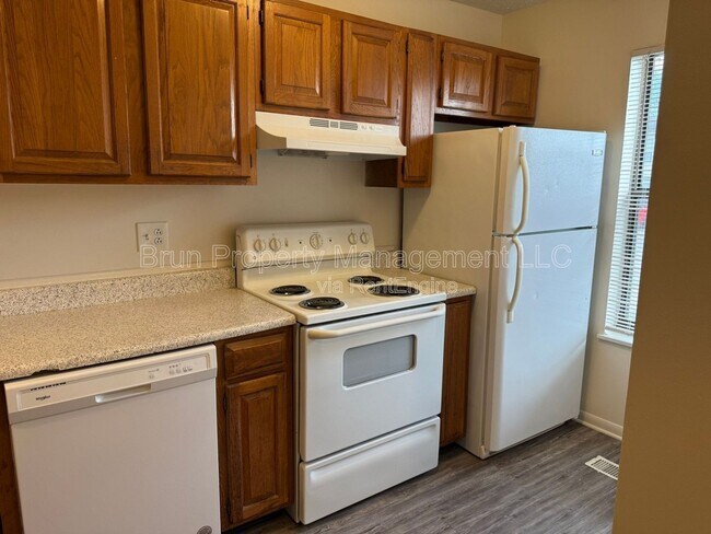 Foto del edificio - 10417 Victoria Dr