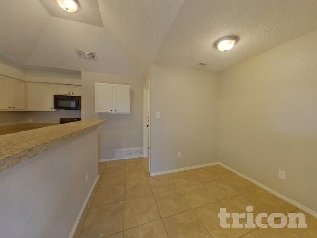 Foto del edificio - 6621 Brookhaven Trail