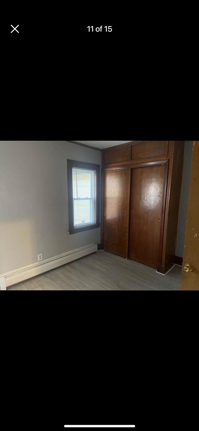 Cama - 168 E Main St