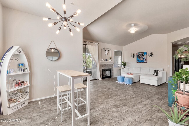 Foto del edificio - 15380 N 100th St