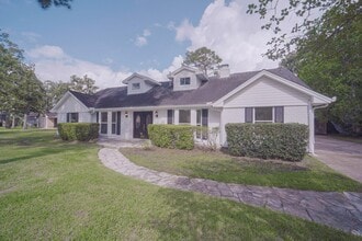 Building Photo - 1419 Chestnut Ridge Rd
