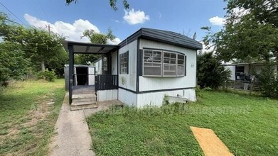 Building Photo - 3616 12 W Nugent Ave