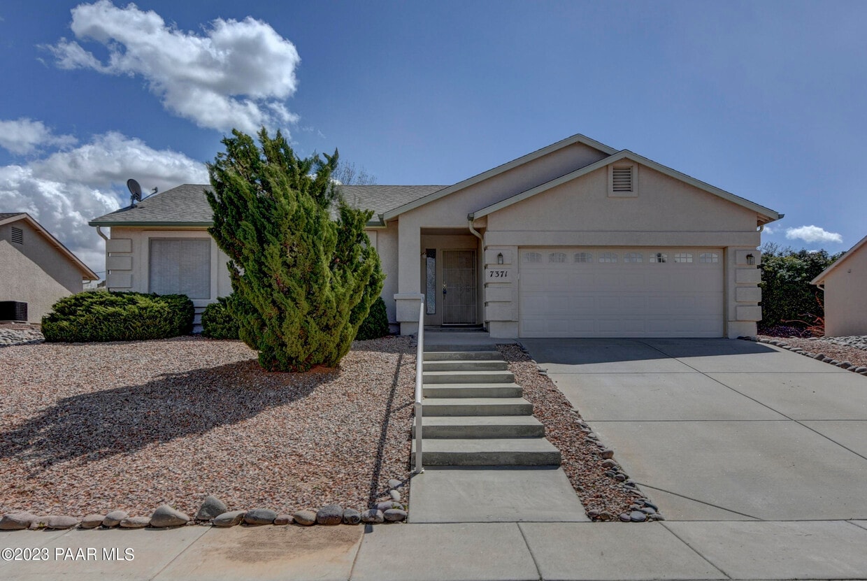 7371 N Summit View Dr, Prescott Valley, AZ 86315 House Rental in