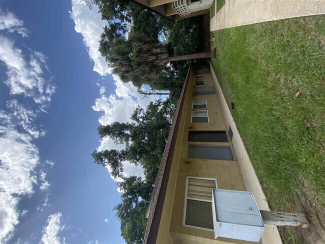 Foto del edificio - 658 Liberty St