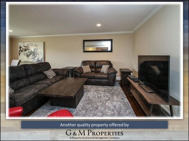 Foto del edificio - Rarely Available 2BD / 2BA Unit on East Ave!!