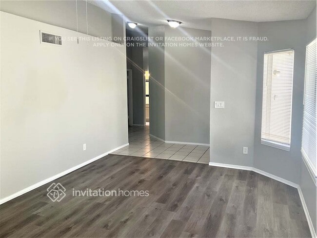 Building Photo - 7371 W Greer Ave