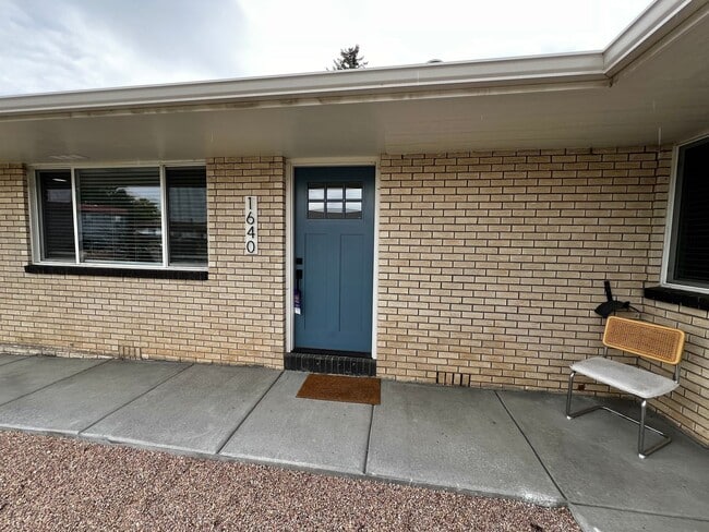 Building Photo - 1640 Cheyenne Ave