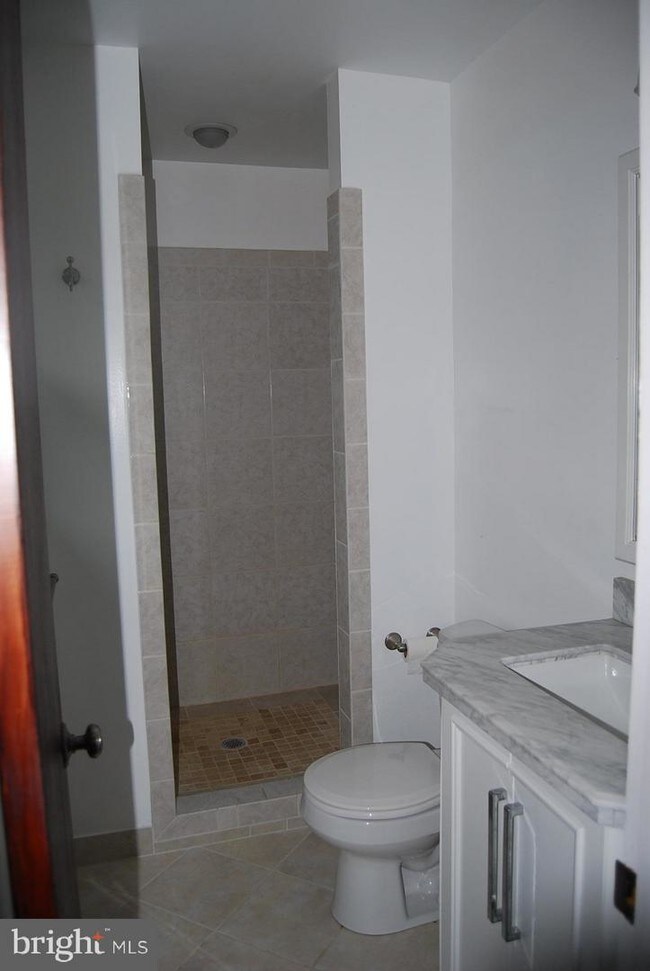 Foto del edificio - 17729 Canby Rd