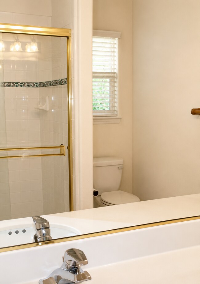 Building Photo - Beautiful Home Close to Canyon Trails & Downtown Auburn