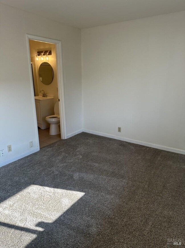 Foto del edificio - 338 Amador St