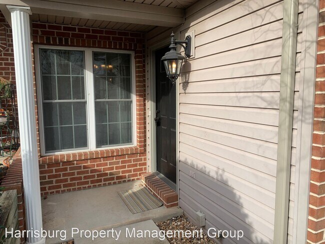 Building Photo - 3 br, 2.5 bath House - 102 Brynfield Way
