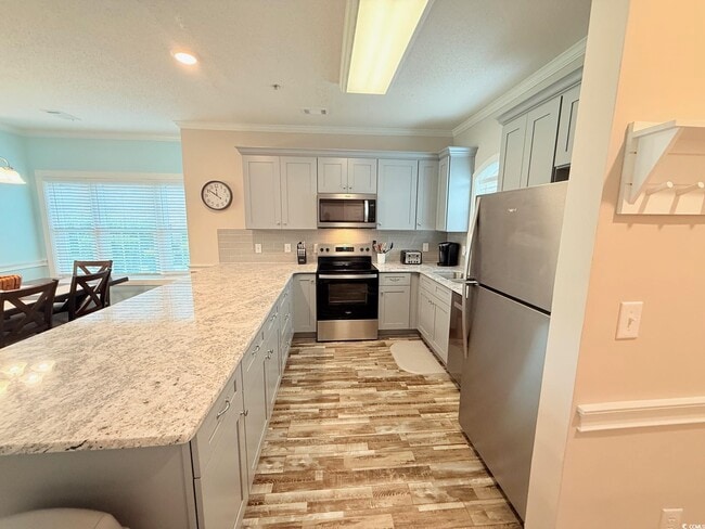 Building Photo - 4860 Carnation Cir