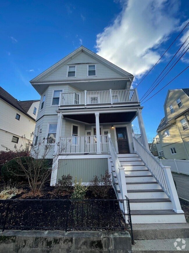 Building Photo - 32 Pearson Rd