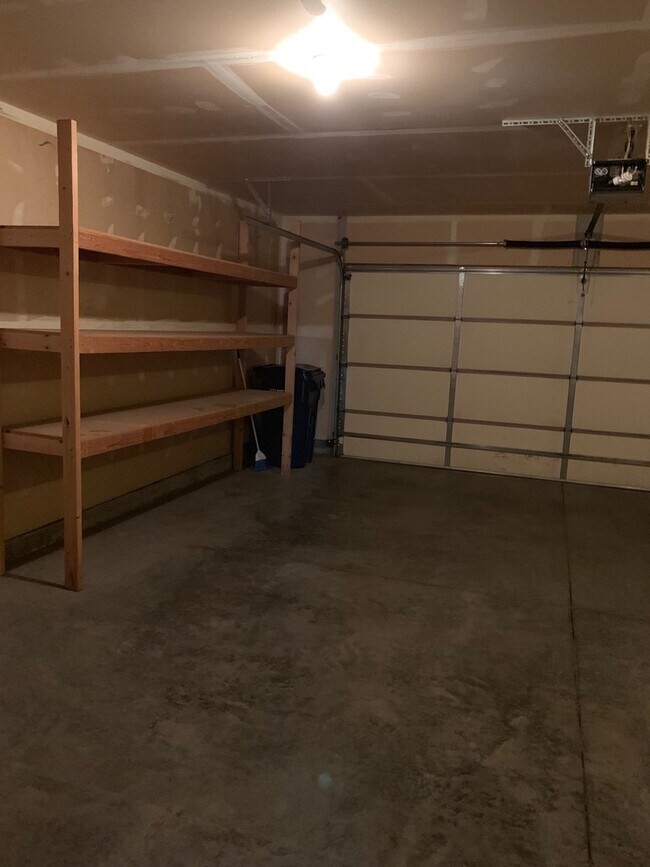 Foto del edificio - 3 Bedroom | 2 Bathroom Single-Family Home