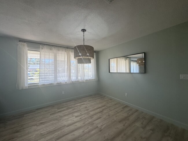 Foto del edificio - 208 Myrtle Ave