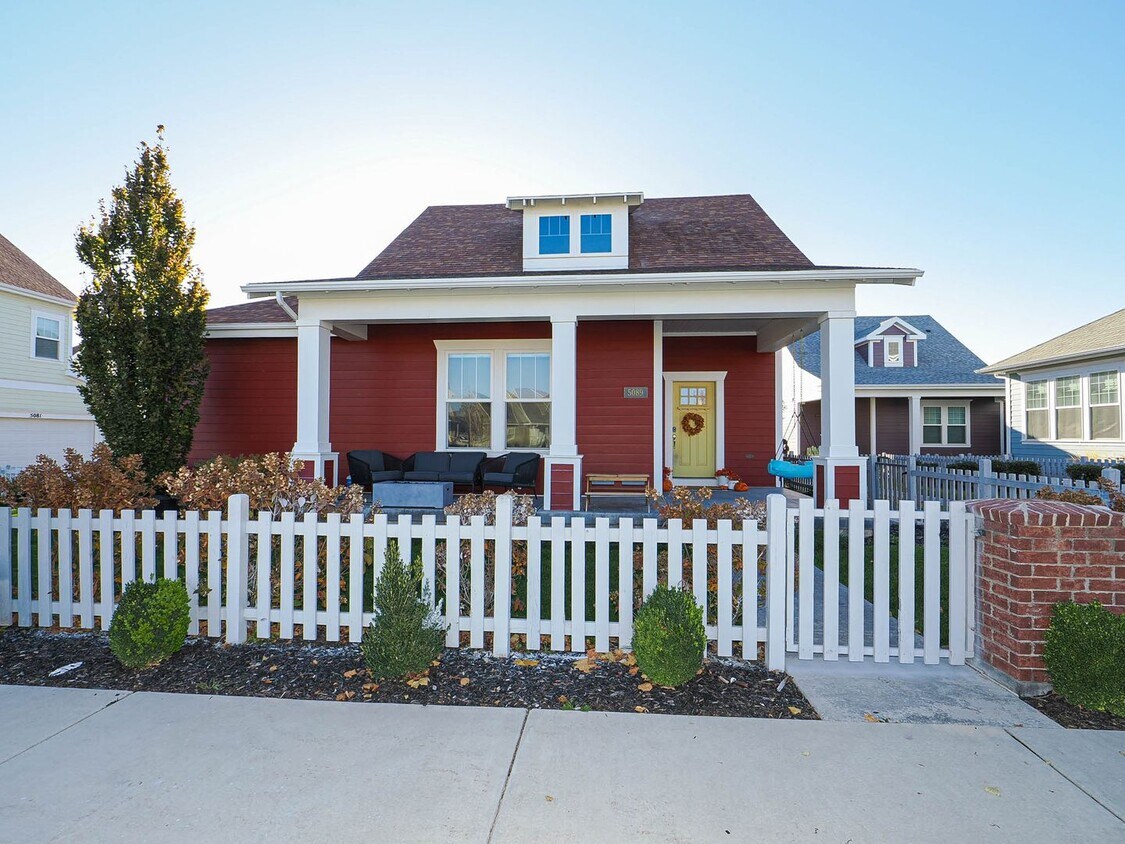 Primary Photo - Beautiful House in Excellent Daybreak Loca...